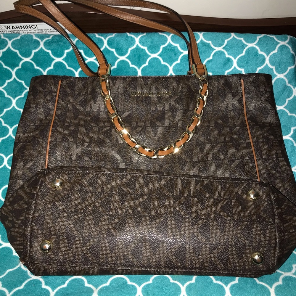 Michael Kors purse